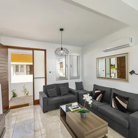 Alasia Villa