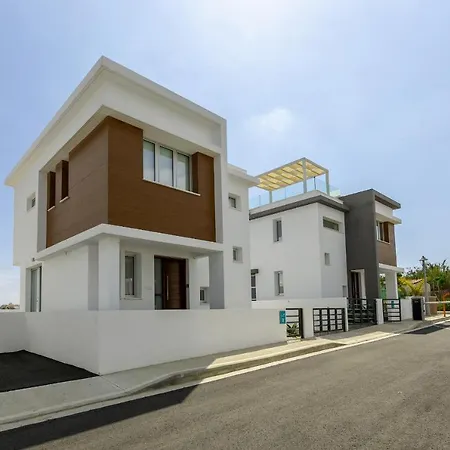 Alasia * Protaras